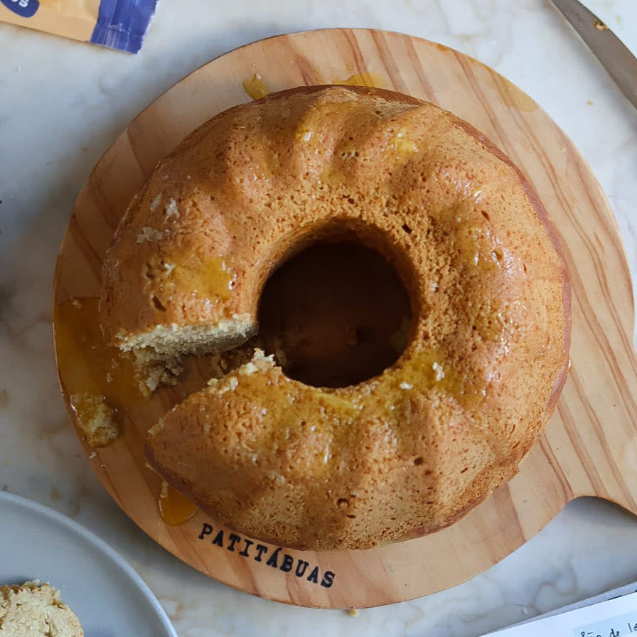 Vegan Orange Sponge Cake by Maria Verde em Poupa